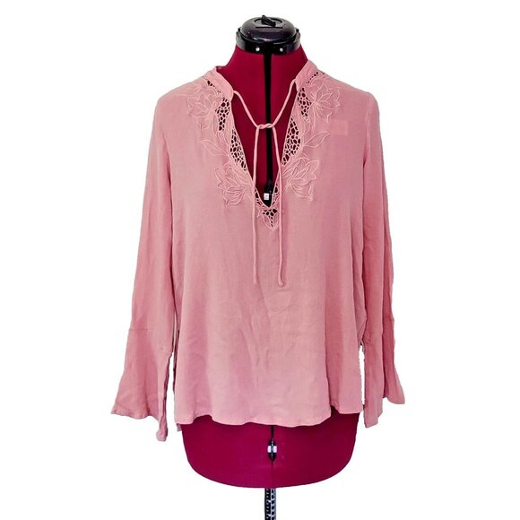 Lush Blouse Pink Women Size Medium Side Split High Low Hem Bell Sleeves - Picture 1 of 6